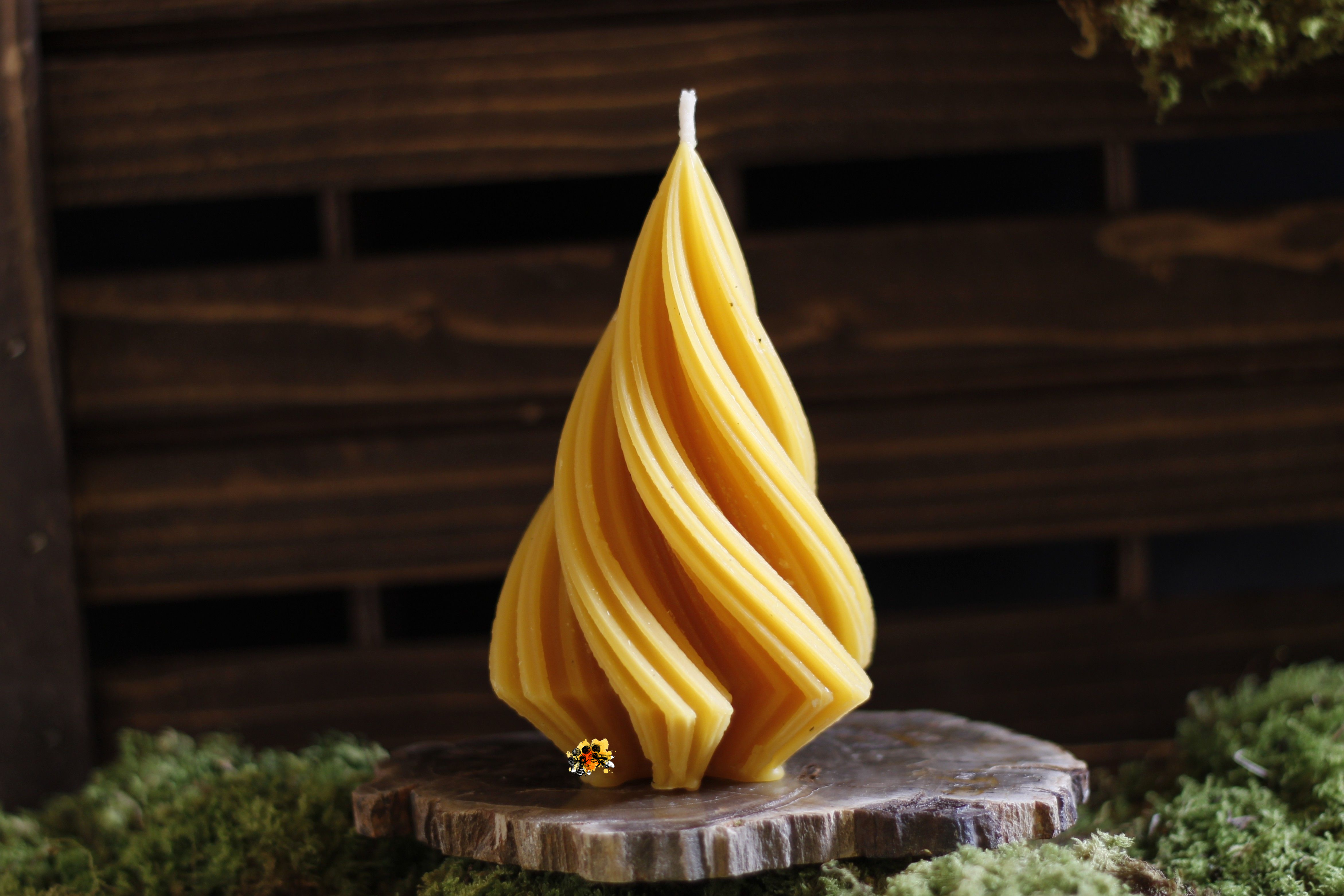 Flamme "Wirbelwind" Gr. 2 Bienenwachskerze